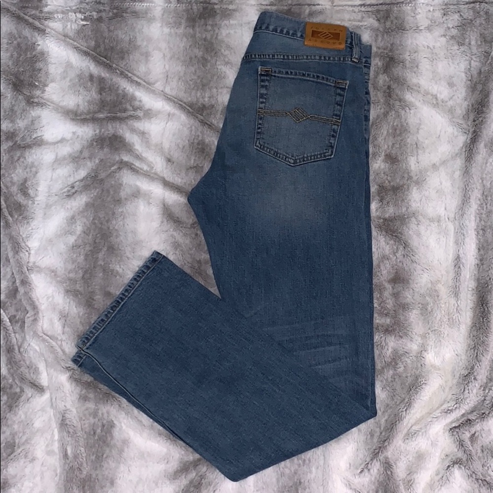 Joseph Abboud Medium Wash Classic Fit Jeans